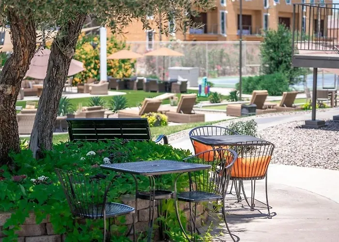 233 Fully Furnished 1br Suite-outdoor Pool Scottsdale