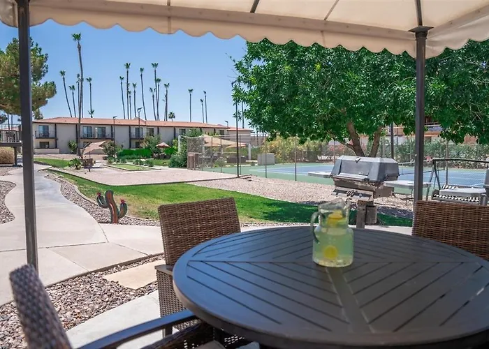 233 Fully Furnished 1br Suite-outdoor Pool