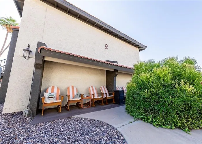 233 Fully Furnished 1br Suite-outdoor Pool Apartment