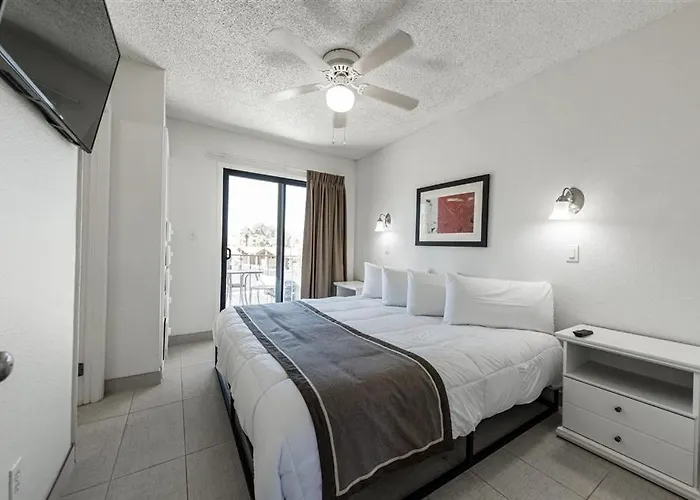 233 Fully Furnished 1br Suite-outdoor Pool *