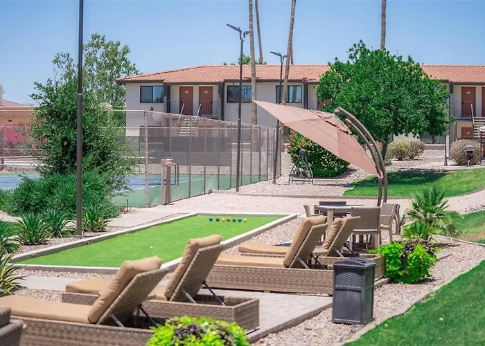 233 Fully Furnished 1br Suite-outdoor Pool Apartment Scottsdale